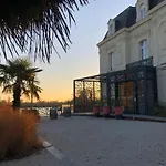Hotel Les 3 Lieux - Hotel, Restaurant, Espace Sensoriel Les Ponts-de-Cé