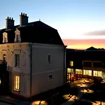 Les 3 Lieux - Hotel, Restaurant, Espace Sensoriel 3* Les Ponts-de-Cé