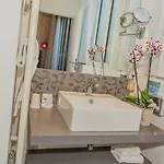 酒店 Les 3 Lieux - Hotel, Restaurant, Espace Sensoriel