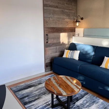 Les 3 Lieux Hotel