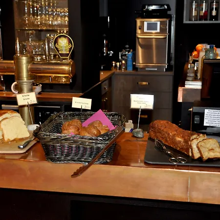 Les 3 Lieux - Hotel, Restaurant, Espace Sensoriel מלון 3*