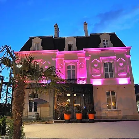 Les 3 Lieux - Hotel, Restaurant, Espace Sensoriel 3*