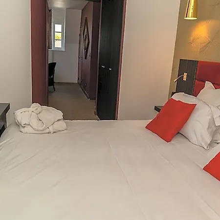 Les 3 Lieux - Hotel, Restaurant, Espace Sensoriel 3* 레퐁드세