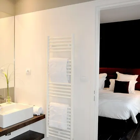 Les 3 Lieux 3* Les Ponts-de-Ce