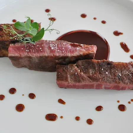 Отель Les 3 Lieux - Restaurant Gastronomique, Bistrot, Espace Sensoriel 3*