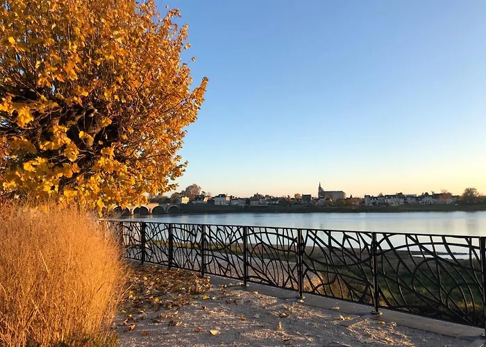 Les 3 Lieux - Hotel, Restaurant, Espace Sensoriel מלון 3*