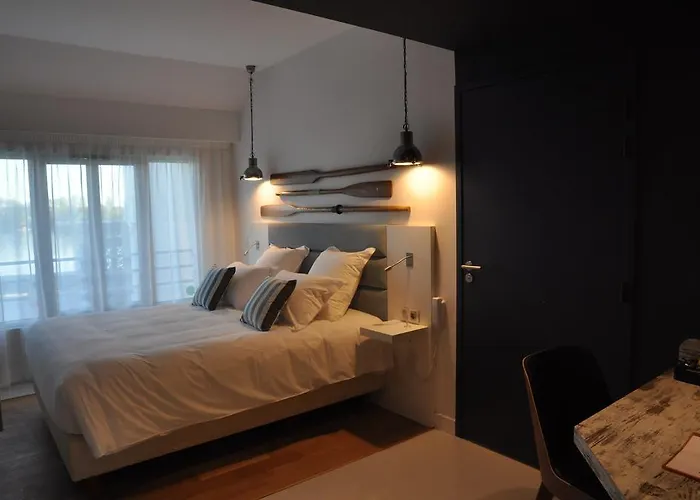 Les 3 Lieux - Restaurant Gastronomique, Bistrot, Espace Sensoriel Hotel