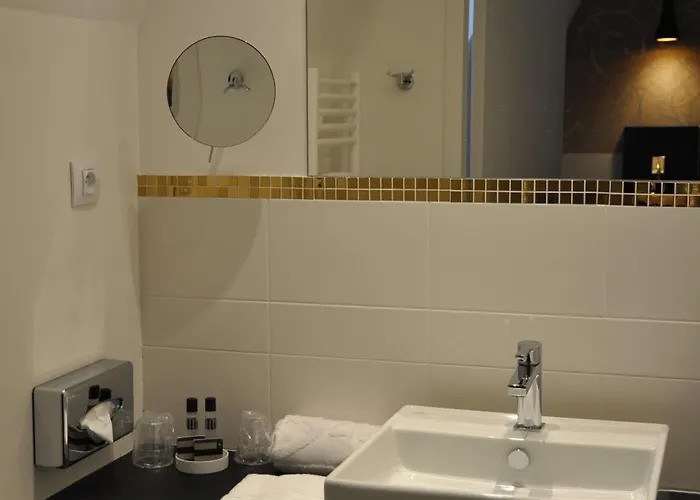 Hotel Les 3 Lieux - Hotel, Restaurant, Espace Sensoriel 3*