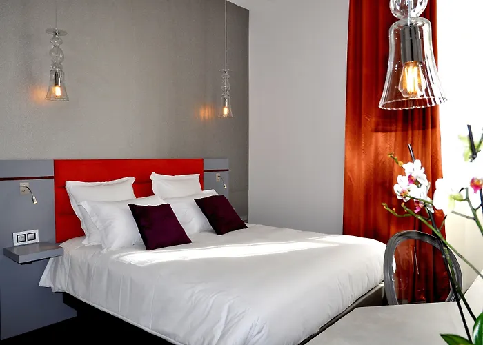 מלון Les 3 Lieux - Hotel, Restaurant, Espace Sensoriel 3*