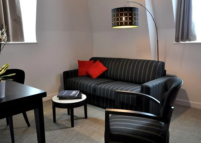 Les 3 Lieux - Restaurant Gastronomique, Bistrot, Espace Sensoriel 3*