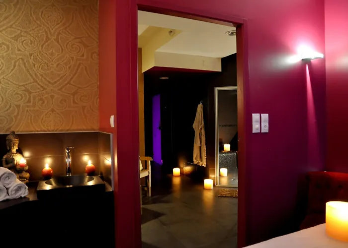 Les 3 Lieux - Restaurant Gastronomique, Bistrot, Espace Sensoriel Hotel