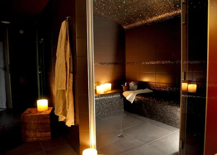 Hotel Les 3 Lieux - Hotel, Restaurant, Espace Sensoriel Les Ponts-de-Cé