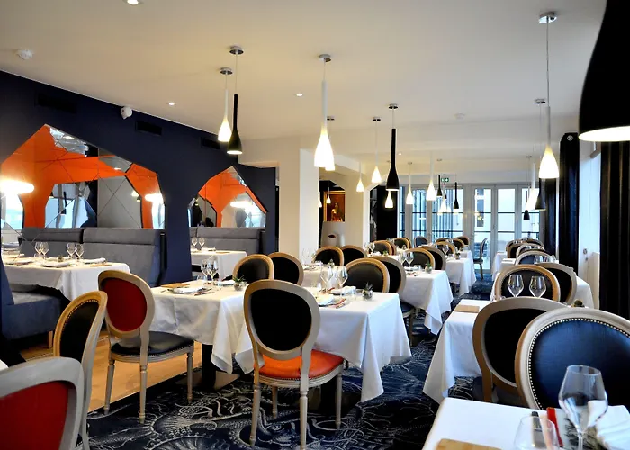 Les 3 Lieux - Hotel, Restaurant, Espace Sensoriel Hotel Les Ponts-de-Cé