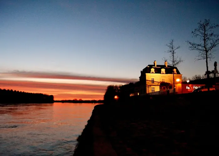 Les 3 Lieux - Hotel, Restaurant, Espace Sensoriel 3* Les Ponts-de-Cé