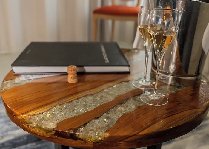 Les 3 Lieux - Hotel, Restaurant, Espace Sensoriel Hotel