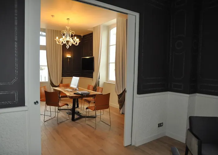 Les 3 Lieux - Restaurant Gastronomique, Bistrot, Espace Sensoriel Hotel Les Ponts-de-Cé