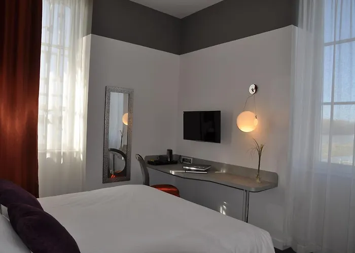 Les 3 Lieux - Hotel, Restaurant, Espace Sensoriel Les Ponts-de-Cé